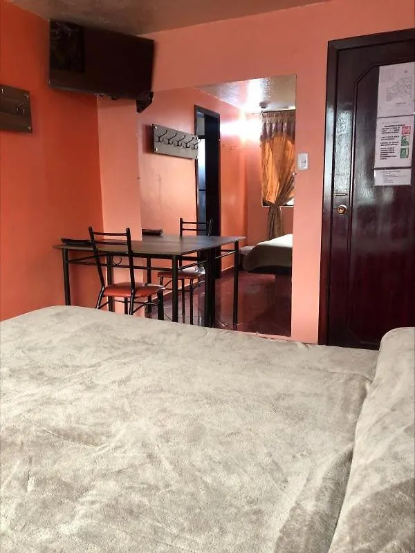 Hostal Quito Nayla Guest house