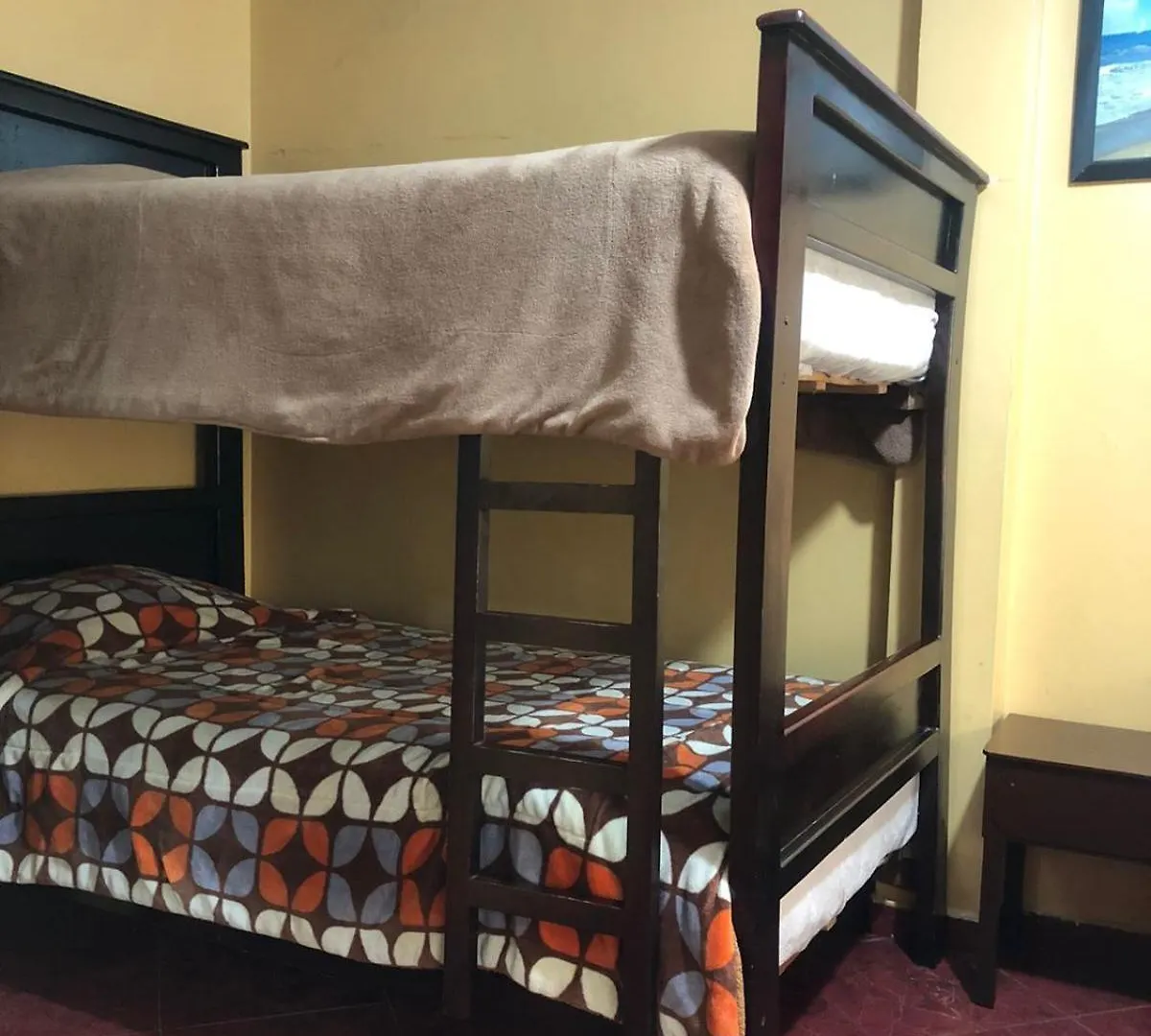 Hostal Quito Nayla Guest house
