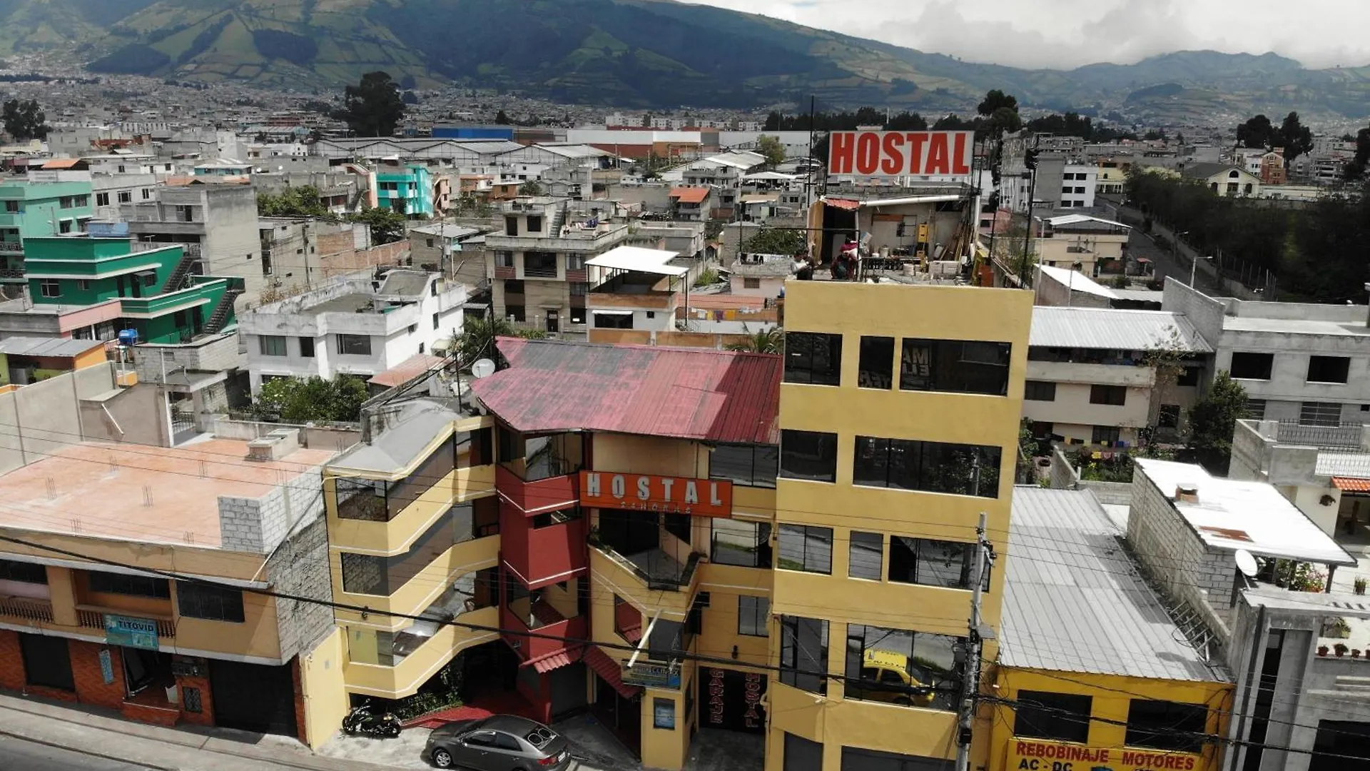 Hostal Quito Nayla Ecuador